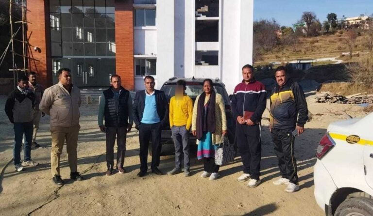 बाल श्रम पर सख़्ती: निर्माण स्थल से किशोर का रेस्क्यू