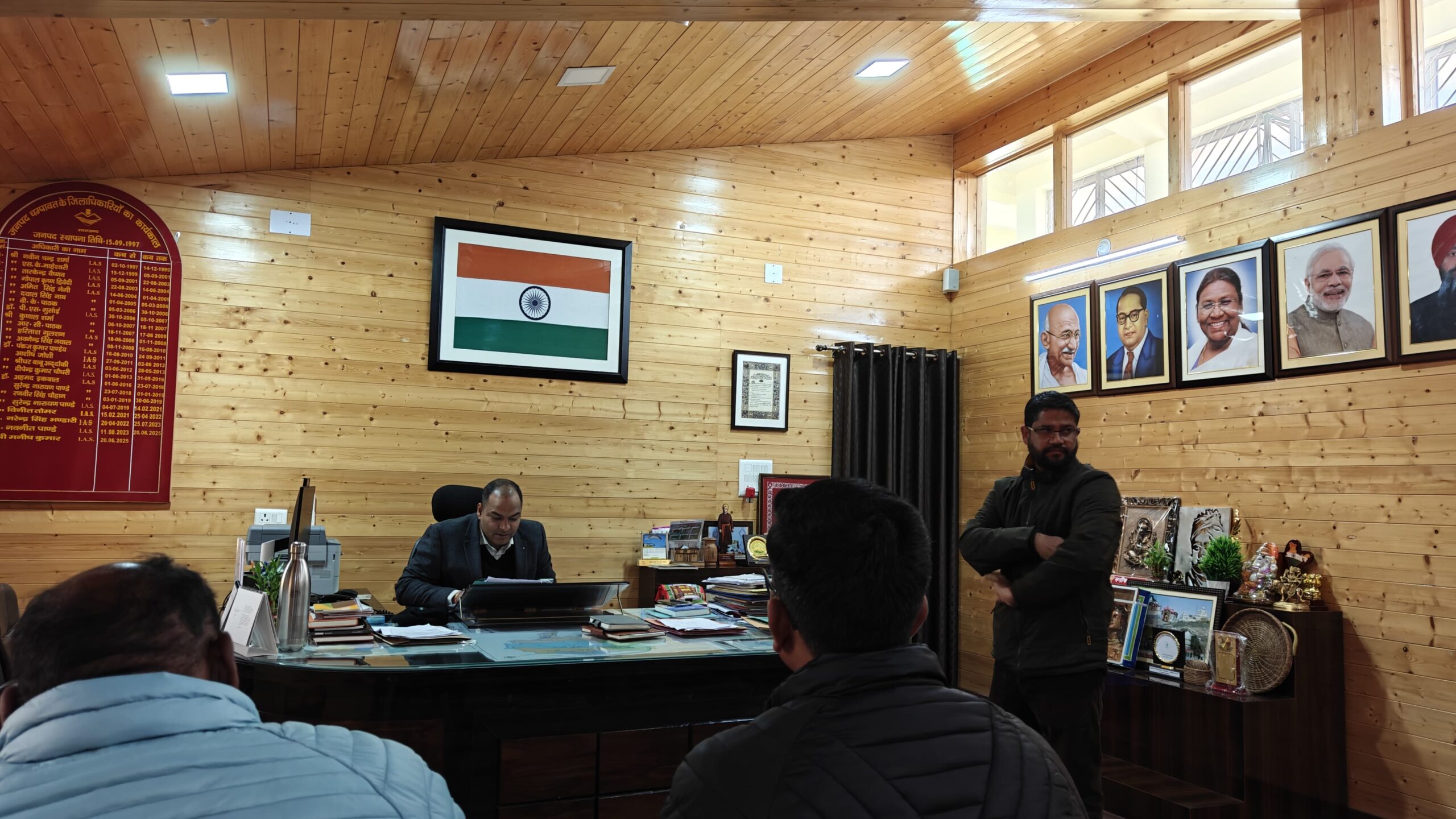 नेपाल चुनाव: चम्पावत सीमा 72 घंटे के लिए सील, आवागमन प्रतिबंधित