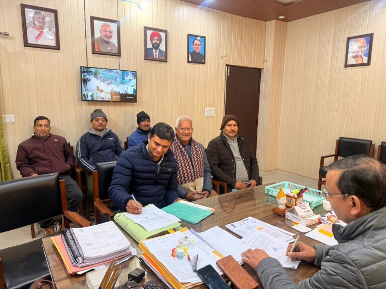 बिजली समस्या पर अधिशासी अभियंता एस.के. गुप्ता ने दिखाई संवेदनशीलता!