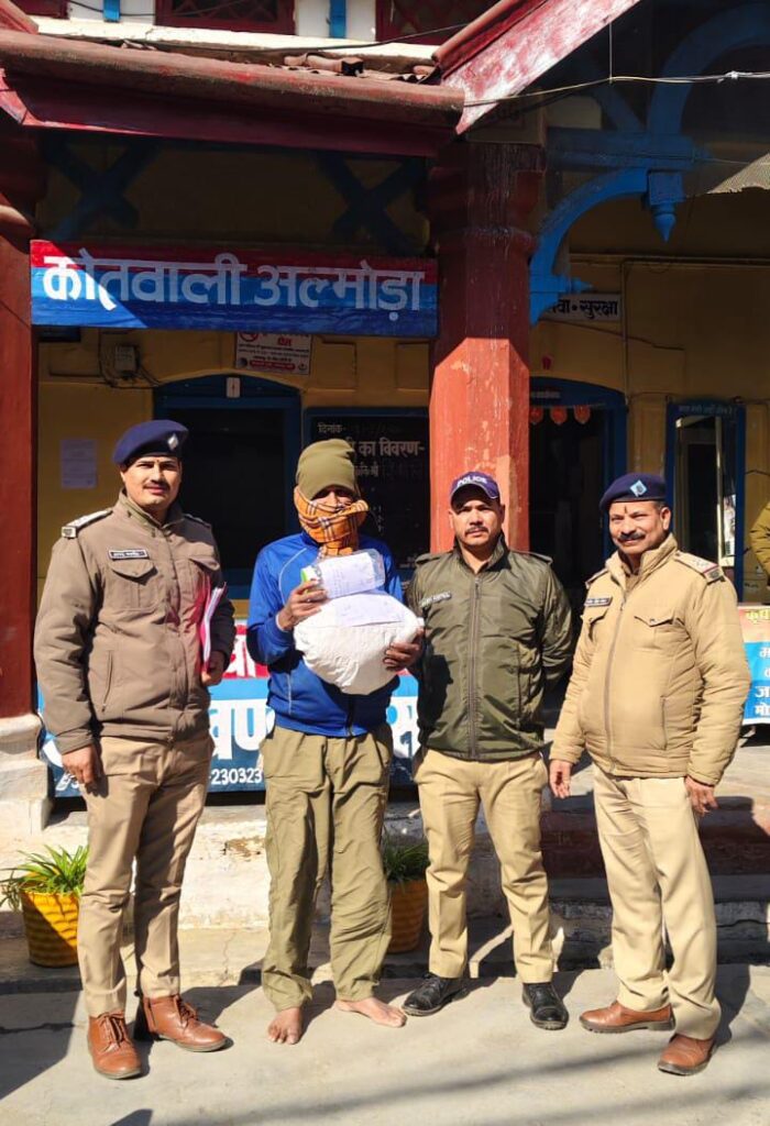 अल्मोड़ा पुलिस ने चोरी की घटना का किया सफल खुलासा