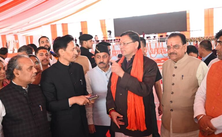 हल्द्वानी में रक्षा मंत्री के कार्यक्रम की तैयारियों का मुख्यमंत्री ने लिया जायजा