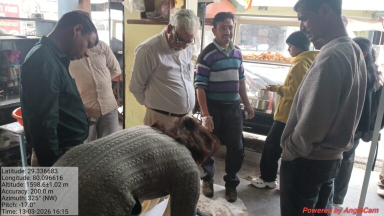 घरेलू गैस के व्यावसायिक दुरुपयोग पर प्रशासन की सख्ती, 10 सिलेंडर जब्त