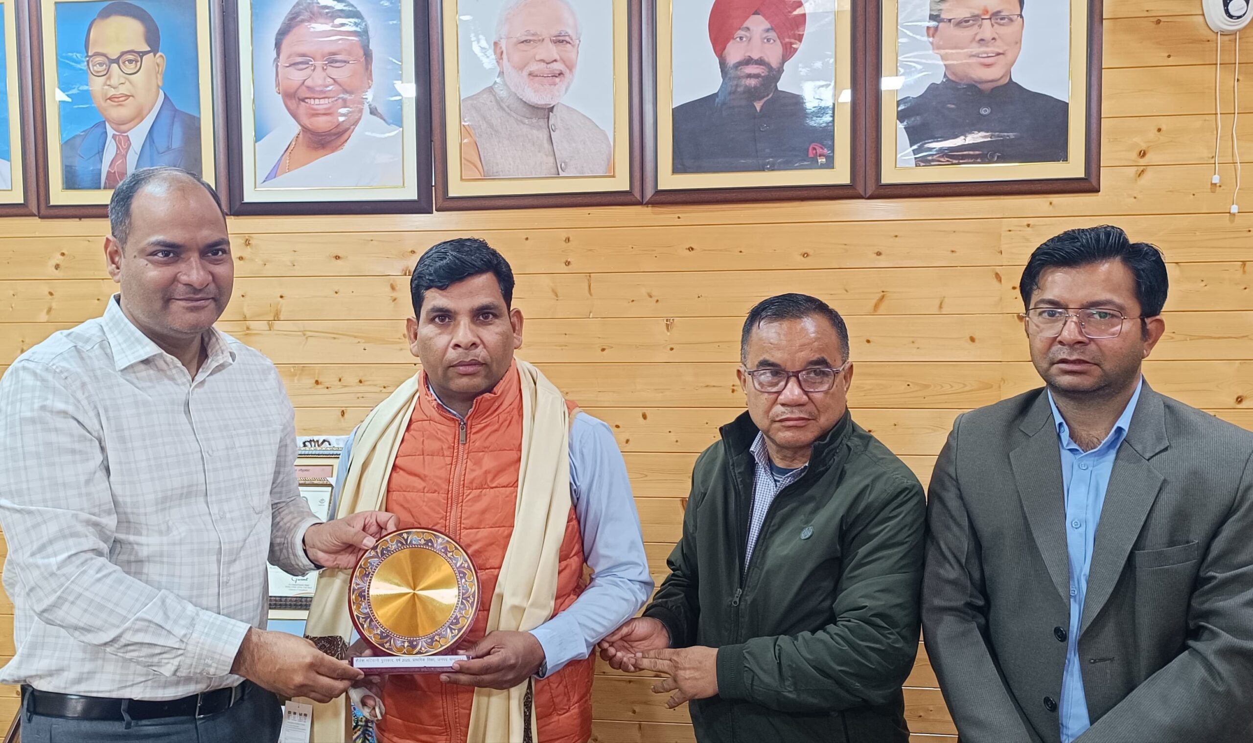 चम्पावत में दो शिक्षकों को शैलेश मटियानी राज्य शिक्षक पुरस्कार से सम्मानित किया गया