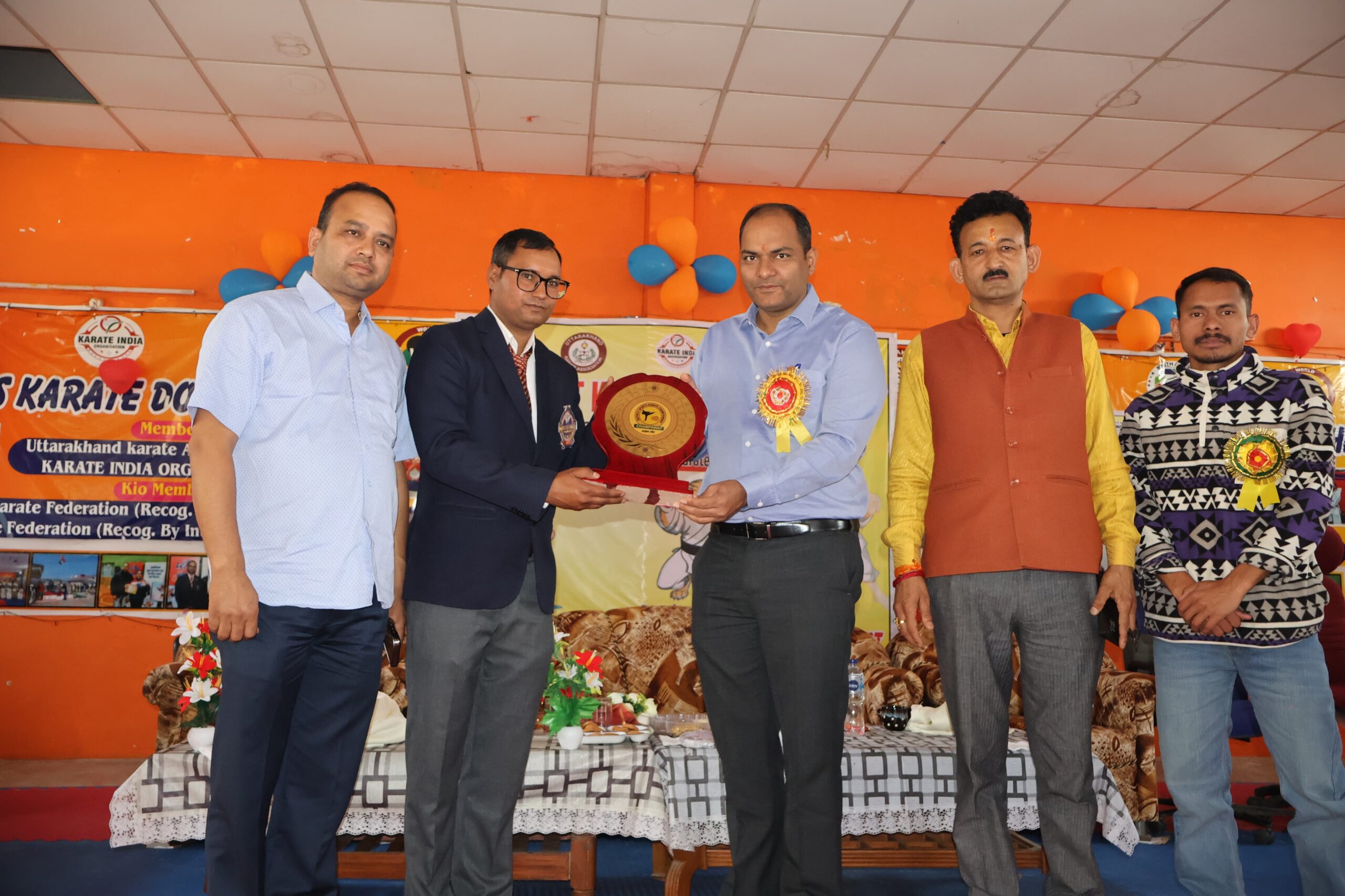 लोहाघाट में जिला कराटे चैंपियनशिप शुरू, जिलाधिकारी ने खिलाड़ियों का उत्साह बढ़ाया