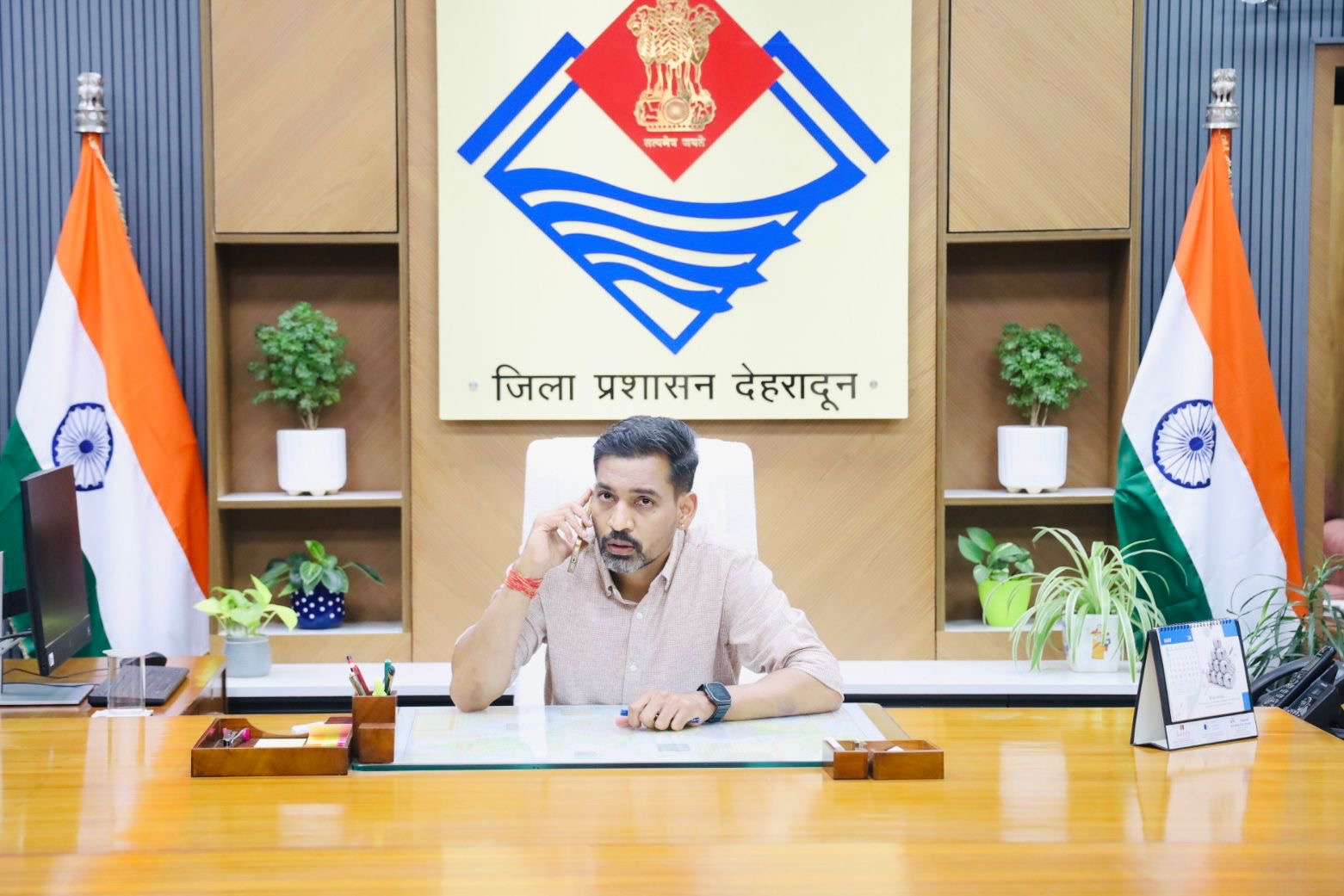 देहरादून को मिला नया नेतृत्वः डॉ. आशीष चौहान ने संभाली जिलाधिकारी की कमान