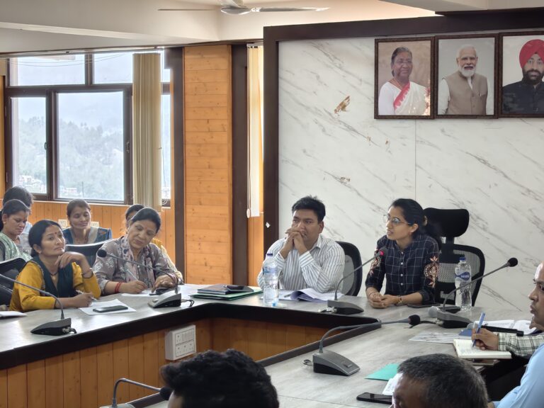 अल्मोड़ा में विशेष गहन पुनरीक्षण कार्यक्रम को लेकर निर्वाचन कार्मिकों का प्रशिक्षण आयोजित
