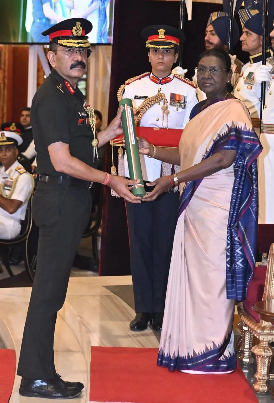 चम्पावत निवासी सेवानिवृत्त लेफ्टिनेंट जनरल गजेंद्र जोशी परम विशिष्ट सेवा मेडल से सम्मानित