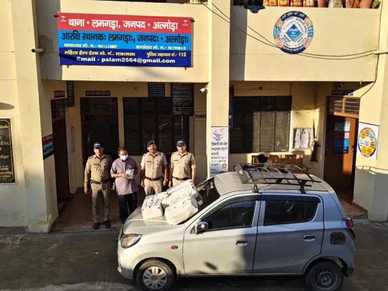अल्मोड़ा पुलिस की अवैध शराब के खिलाफ ताबड़तोड़ कार्रवाई, दो तस्कर गिरफ्तार, एक वाहन सीज