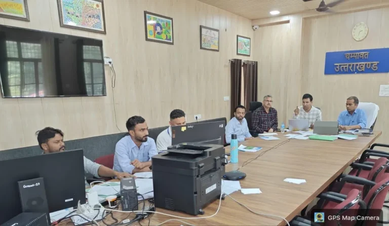 चंपावत: बीएलओ को 13 अगस्त तक फॉर्म-6, 7, 8 की एंट्री और डिजिटाइजेशन पूरा करने के निर्देश