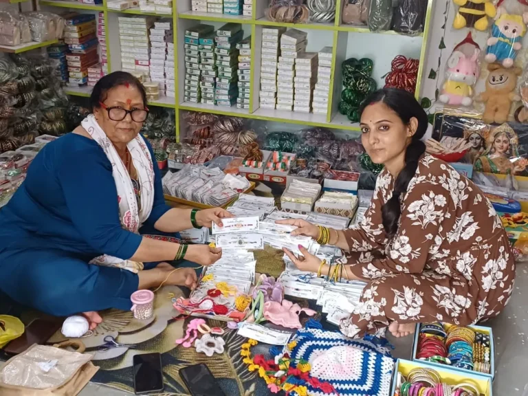 देहरादून: ग्रामीण महिलाओं की राखी कारोबार ने भरी उड़ान, सचिवालय और मॉल में सजेंगे स्टॉल