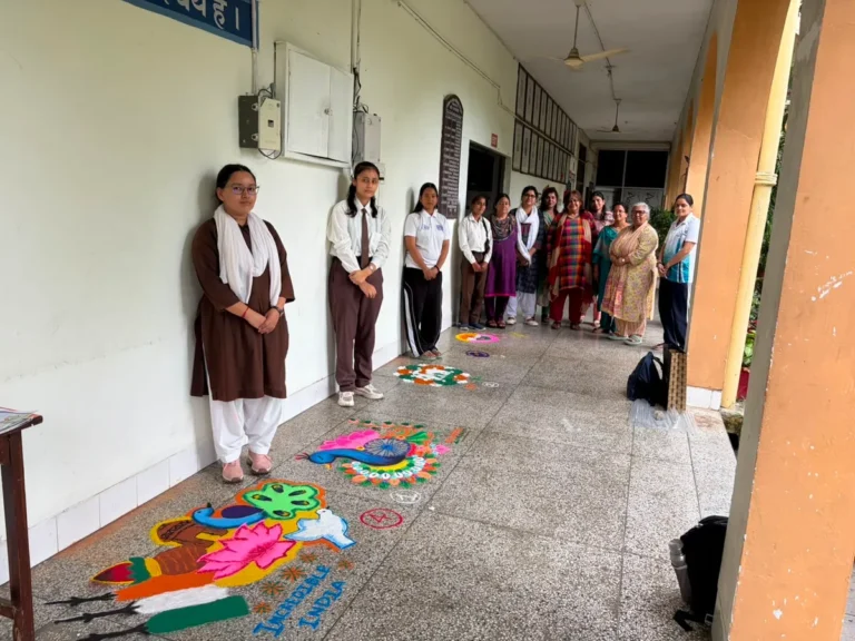 महिला महाविद्यालय हल्द्वानी में ‘हर घर तिरंगा अभियान-2026’ के तहत रंगोली प्रतियोगिता का आयोजन