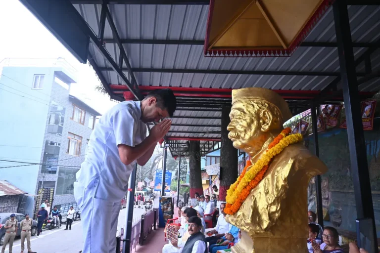अल्मोड़ा में भारत रत्न पं. गोविंद बल्लभ पंत की 139वीं जयंती मनाई गई, जन्मस्थली खूंट में विशेष आयोजन