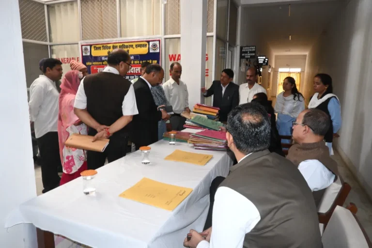 चंपावत में राष्ट्रीय लोक अदालत सफल: 111 मामलों में 1.07 करोड़ रुपये से अधिक का समझौता