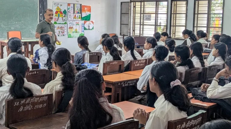 नमामि गंगे: 'स्वच्छता ही सेवा' पखवाड़े में हल्द्वानी महाविद्यालय में छात्राओं को किया जागरूक
