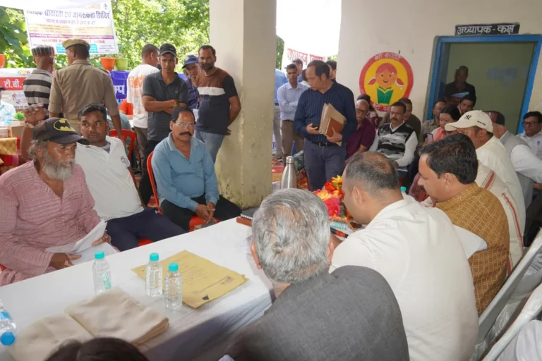 चंपावत: दूरस्थ सिंगदा में 'जन-जन की सरकार, जन-जन के द्वार' शिविर में 510 लाभार्थियों को योजनाओं का लाभ