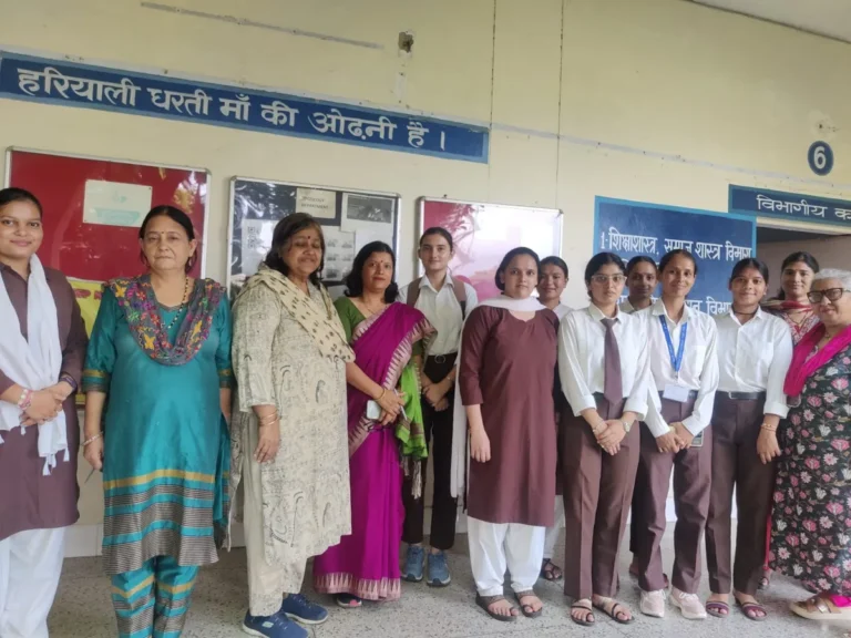 हल्द्वानी राजकीय महिला महाविद्यालय में सूचना का अधिकार पर वाद-विवाद प्रतियोगिता का आयोजन