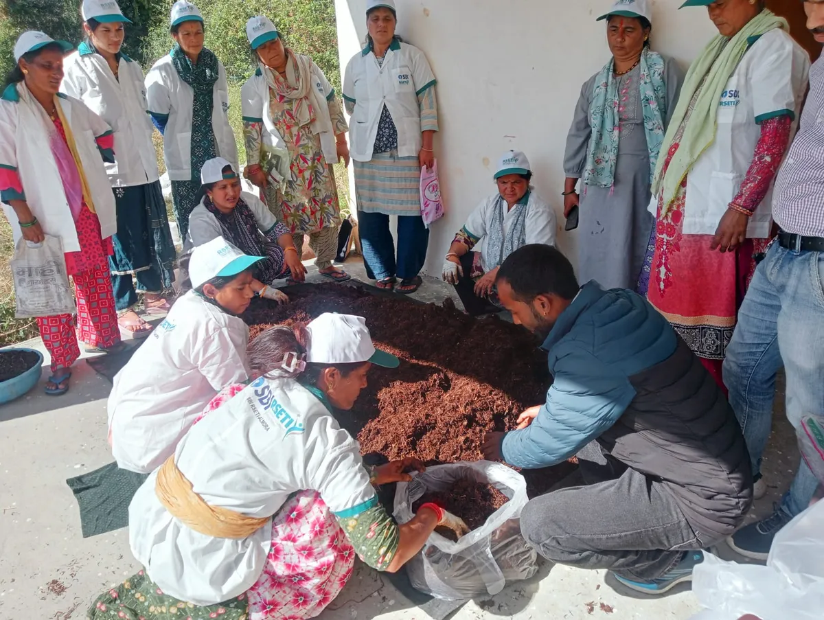 अल्मोड़ा: महिलाओं को स्वरोजगार के लिए मशरूम उत्पादन का प्रशिक्षण
