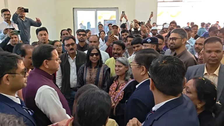 मुख्यमंत्री ने पिथौरागढ़ मेडिकल कॉलेज का किया निरीक्षण, गुणवत्ता पर दिया जोर